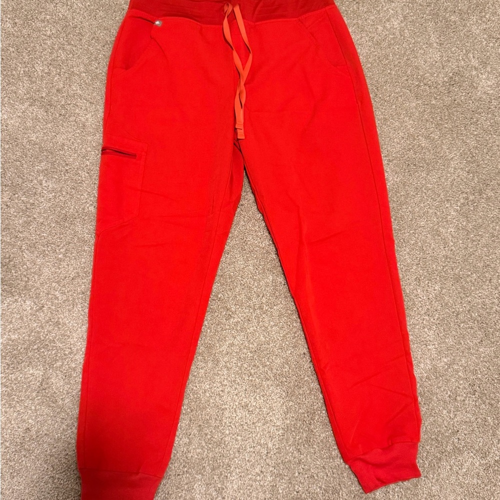 Women’s figs scrub joggers